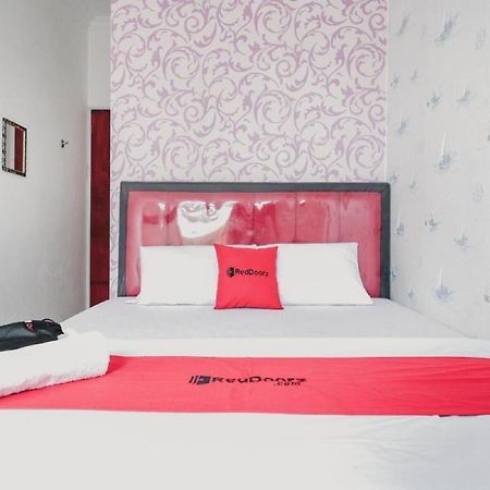 Reddoorz Near Nagoya Hill Batam 4 Ξενοδοχείο Jodoh  Εξωτερικό φωτογραφία