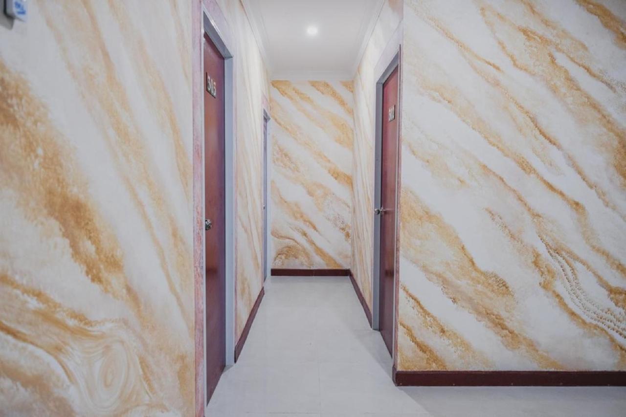 Reddoorz Near Nagoya Hill Batam 4 Ξενοδοχείο Jodoh  Εξωτερικό φωτογραφία